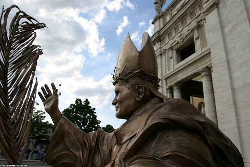 Statue of John Paul II
