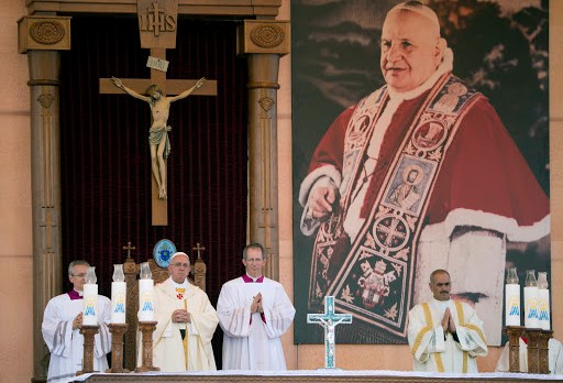 Pope Francis celebrates mass in Jordan &#8211; fr