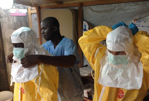 Fighting Ebola in West Africa &#8211; fr