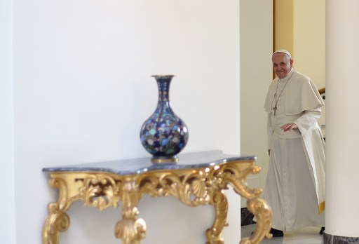 Pope Francis walks in the hall of Santa Marta &#8211; fr