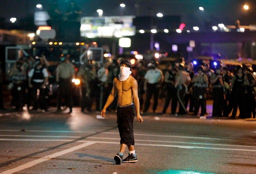 Protester in Ferguson &#8211; fr
