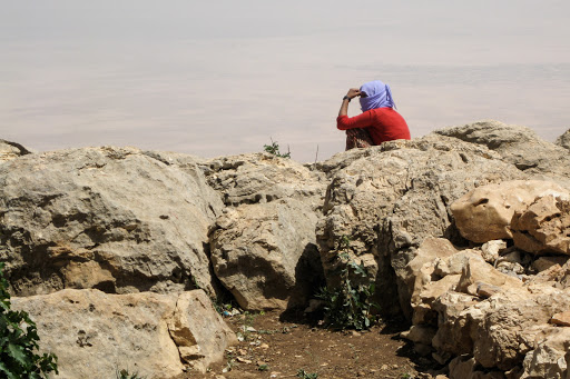 Iraq &#8211; Woman on Sinjar Mountain &#8211; fr
