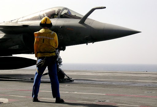 Irak : des avions Rafale français détruisent un dépôt logistique de l&rsquo;EI