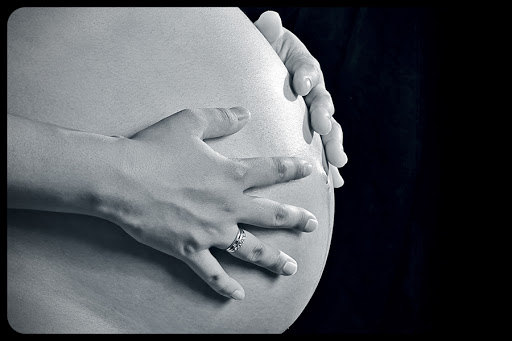 Pregnant woman 01 &#8211; CC &#8211; fr