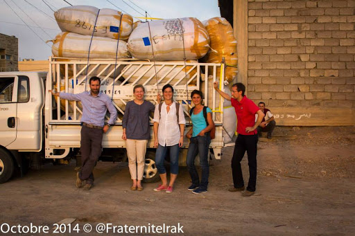 Fraternité en Irak camion 9000 manteaux