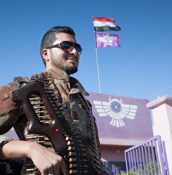 Member of the Nineveh Plain Protection Units &#8211; fr
