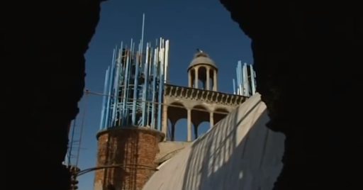 Insolite : Justo Gallego, 90 ans, construit seul une cathédrale à mains nues !