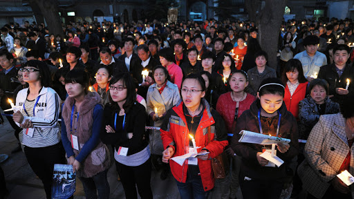 Chinese Christians celebrating Easter &#8211; fr