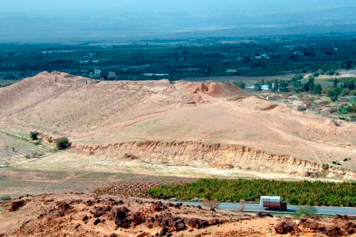 WEB ANCIENT CITY OF SODOM Tall el-Hammam Excavation Project ©
