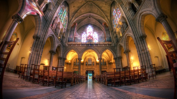 Basilique Notre-Dame-du-Perpétuel-Secours 02