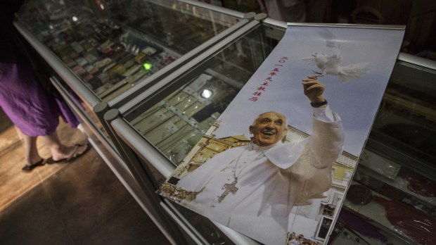 Chinese Catholics Worship As Pope Sends Rare Greetings to Nation&rsquo;s Leader