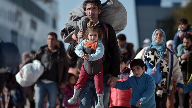 web-migrants-europe-greece-walk-c2a9-louisa-gouliamaki-afp-getty-images.jpg