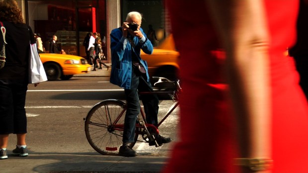 web-bill-cunningham-photographer-c2a9first-thought-films-the-kobal-collection-ai.jpg