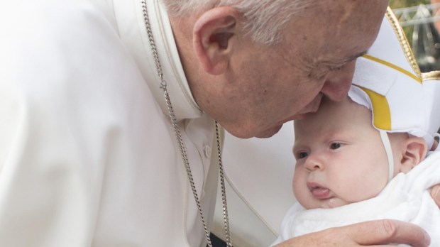 web-pope-francis-baby-kiss-c2a9-serviziofotograficoor-cpp.jpg