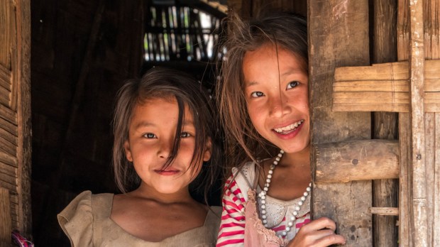 web-laos-children-smile-girl-thierry-leclerc-cc
