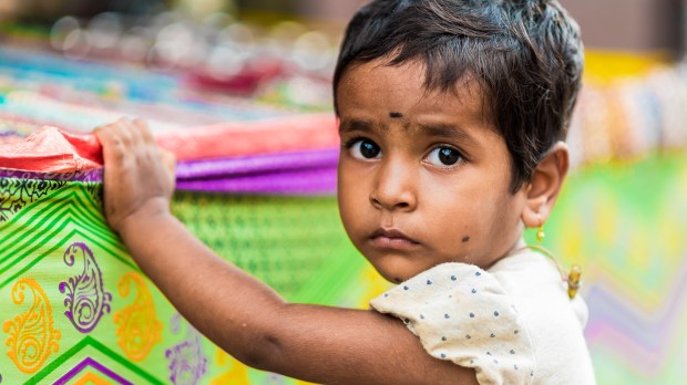 web-india-child-portrait-street-well-bred-kannan-cc