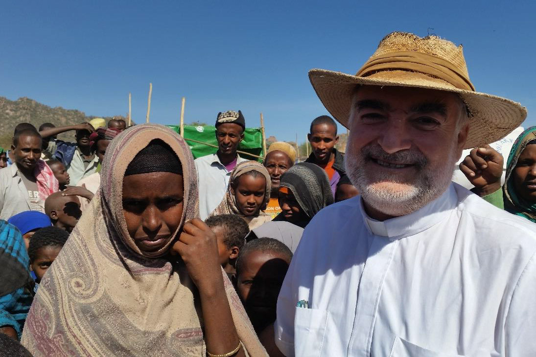 web-ethiopia-mission-mercy-2-padre-christopher