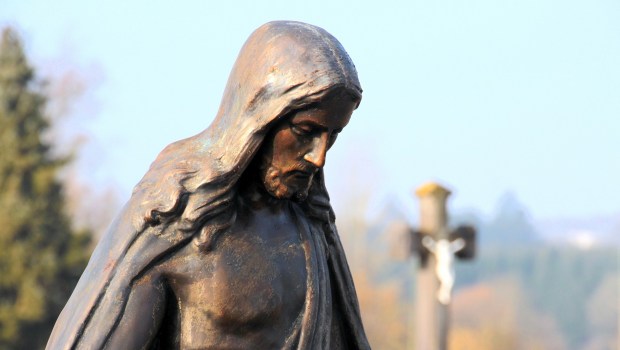 jésus dieu triste