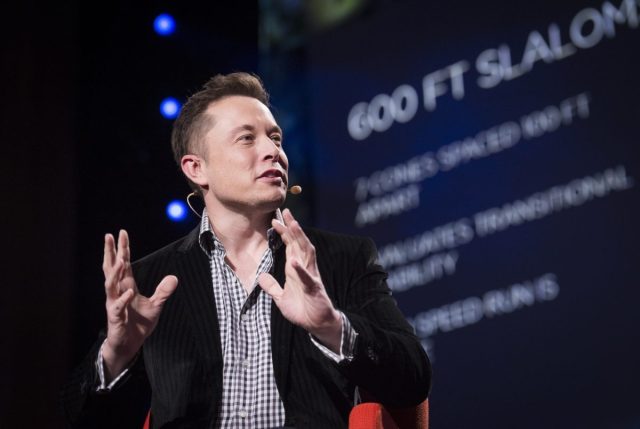 La société d’Elon Musk va tester des implants connectés sur des cerveaux humains ! 8514592946_b17b13e876_o-e1685095531190