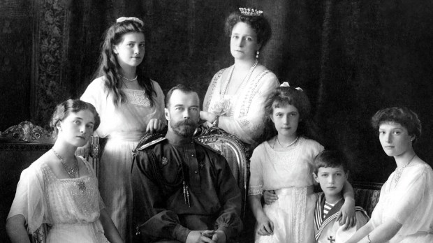 Russian_Imperial_Family_1913&#8212;4-2