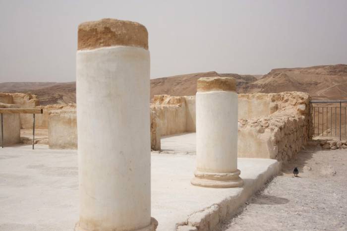 web-masada-israel-ruins-2-lis-ferla-cc1