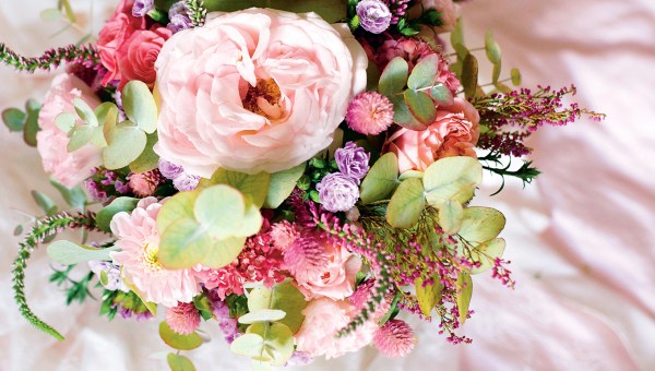 Faire son bouquet de mariée soi-même