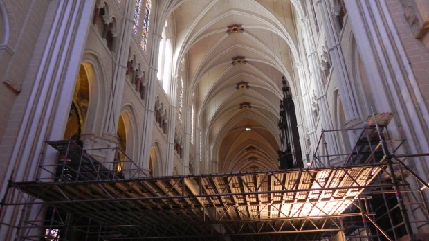 Nef echafaudéeLa _restauration de Chartres_