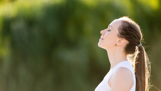 Femme qui respire