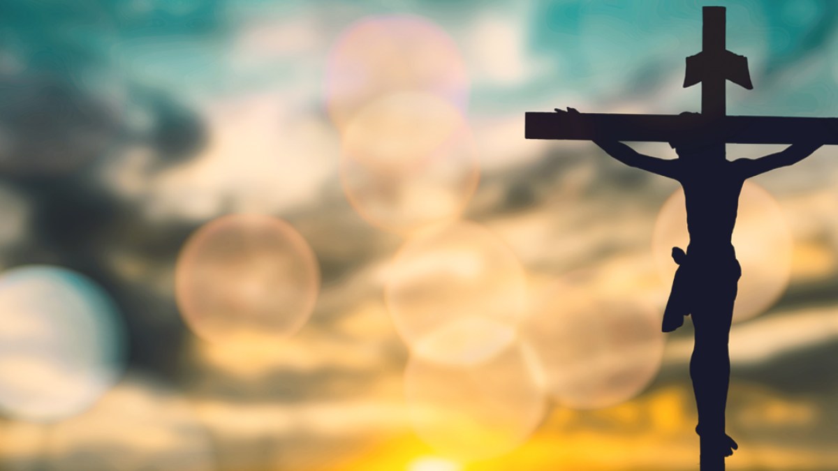 WEB-MEME-EN-Hebrews-1-3-©-Golfmhee-Shutterstock