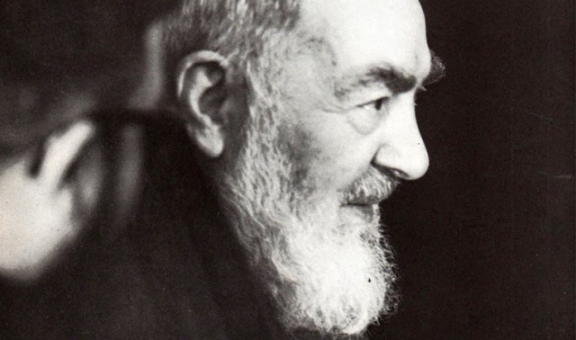 Les miracles - intercession de Padre Pio Web-saint-sep-23-pio-pietrelcina-c2a9-padre-pio