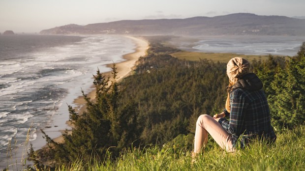 web3_woman_girl_sea_forest_thinking_unsplash_cc0-1