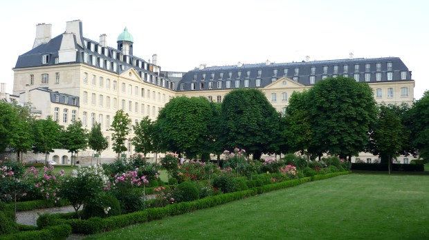 VUE DES BATIMENTS DES MISSIONS ÉTRANGÈRES DE PARIS