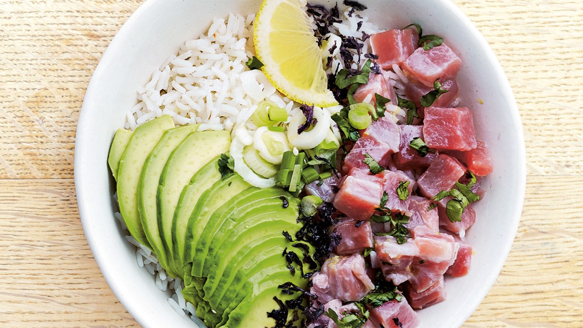 Poke bowl thon avocat
