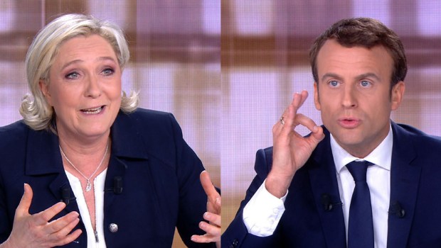 MARINE LE PEN ET EMMANUEL MACRON LORS DU DÉBAT DE L'ENTRE-DEUX-TOURS.