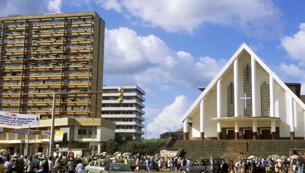 Eglise au Cameroun © Yvan Travert