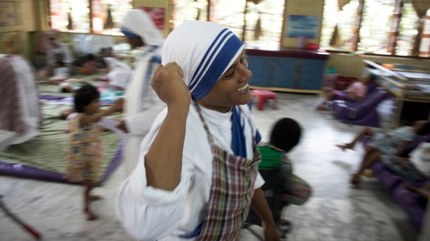 WEB3-PHOTO-OF-THE-DAY-INDIA-CALCUTTA-CHARITY-Jeffrey-Bruno