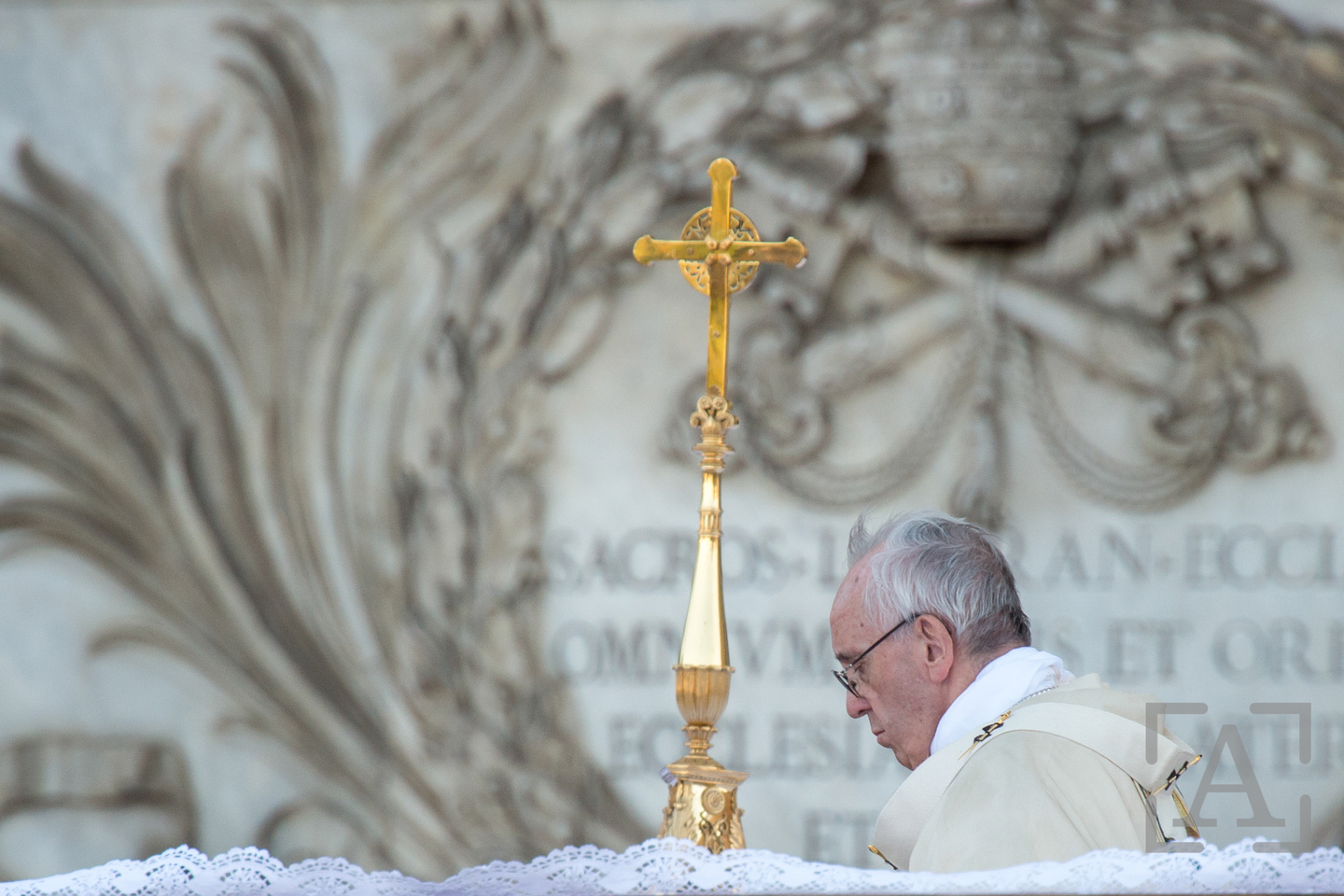 diapo-les-plus-belles-photos-de-la-fete-dieu-a-rome-9989