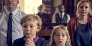 5 astuces géniales pour bien vivre la messe du dimanche avec des petits