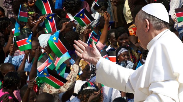 WEB3-SOUTH SUDAN-FLAGS-POPE FRANCIS-PEOPLE-Gregg Carlstrom -cc-© Mazur-catholicnews.org.uk-cc