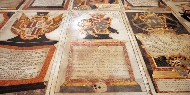 TOMBSLABS MALTA