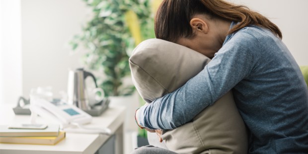 FEMME TRISTE