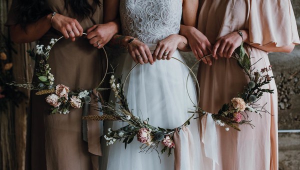 WEDDING FLORAL HOOP