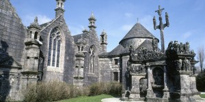 Qu’est-ce qu&rsquo;un enclos paroissial ?