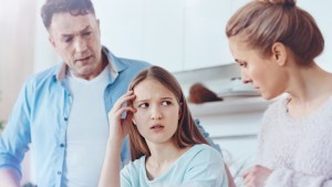 PARENTS AVEC LEUR FILLE