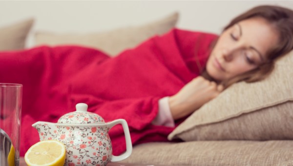 JEUNE FEMME DEPRIMEE