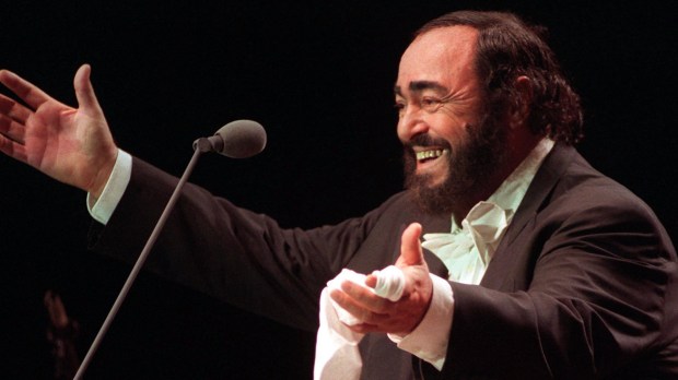 LUCIANO PAVAROTTI