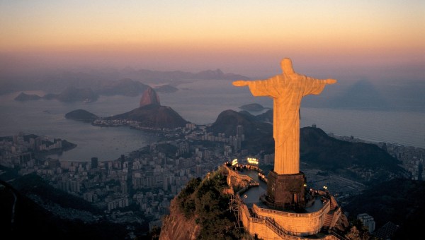 STATUA JEZUSA W RIO DE JANEIRO
