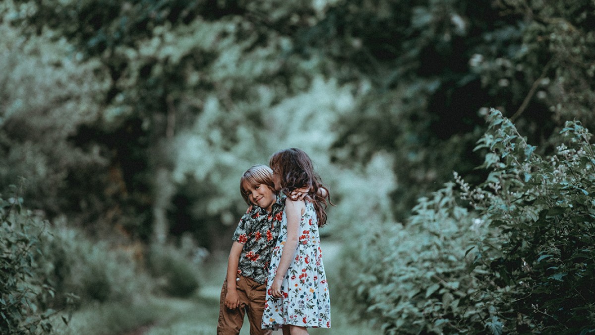 HUG