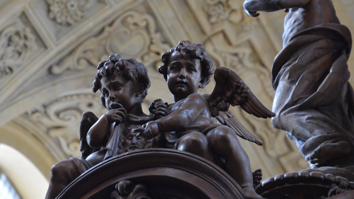 CHERUBINS SCULPTURE