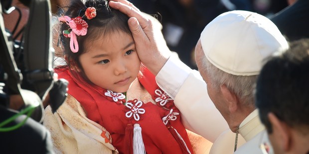JAPANESE GIRL,POPE FRANCIS